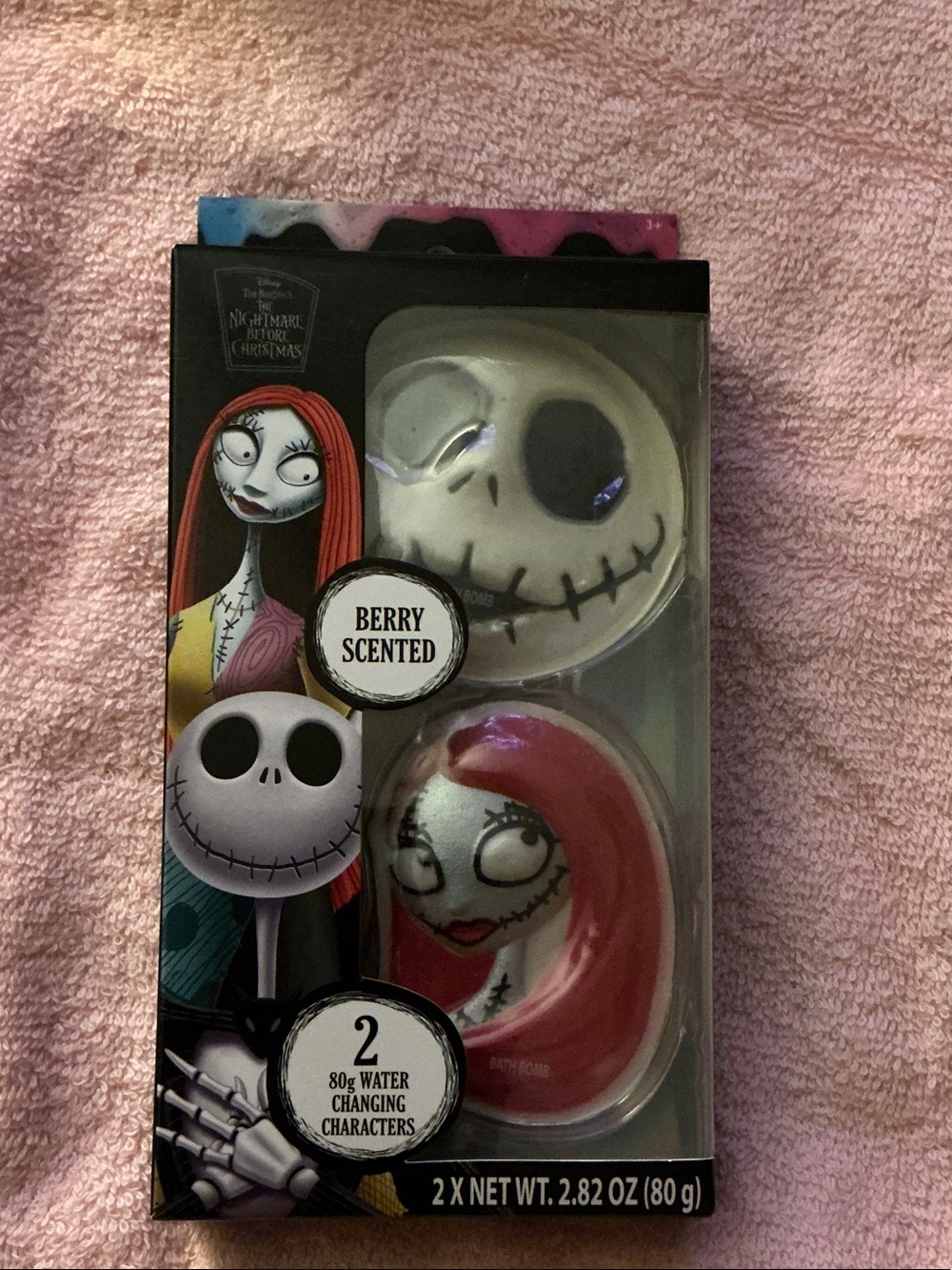 Bath Bombs Berry Scented The Nightmare Before Christmas-White & Pink